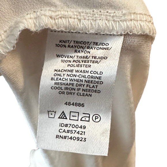 Loft Top‎ - Picture 6 of 6